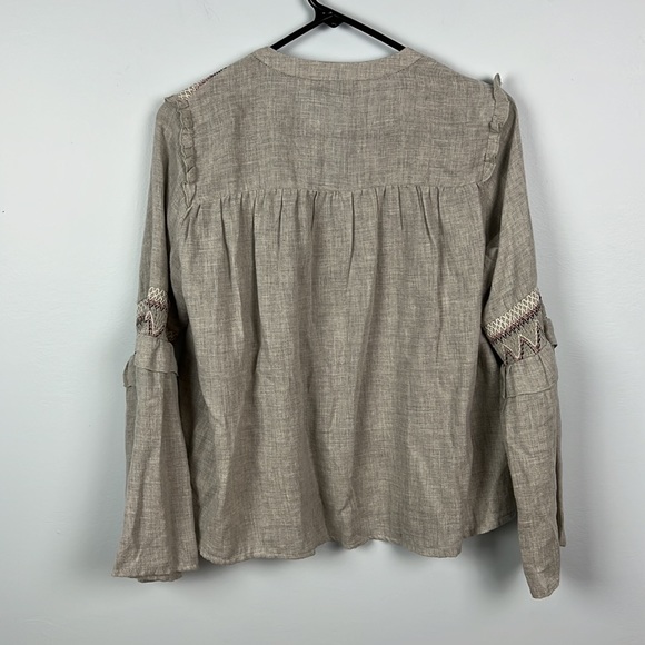 Zara Gray Embroidered Smocked boho peasant style Bell Sleeve Blouse - Picture 7 of 9
